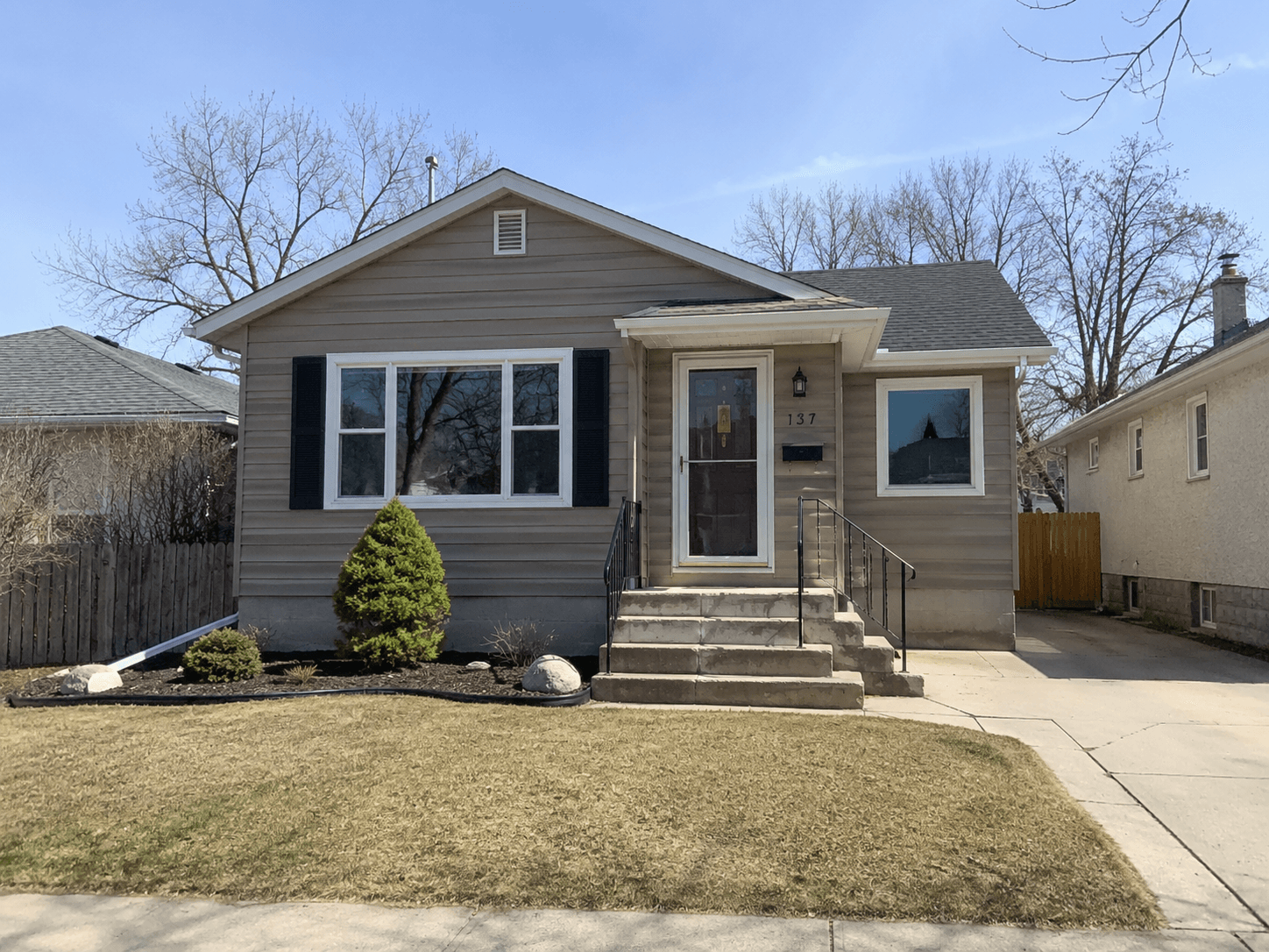 Exterior Painting project photo 6 by Best Quality Painting Ltd. in Winnipeg
